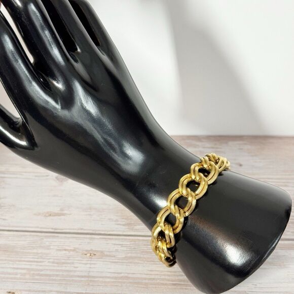 Avon Vintage Textured Chunky Double Curb Chain Link Bracelet Large 7.5” Signed - Picture 10 of 12